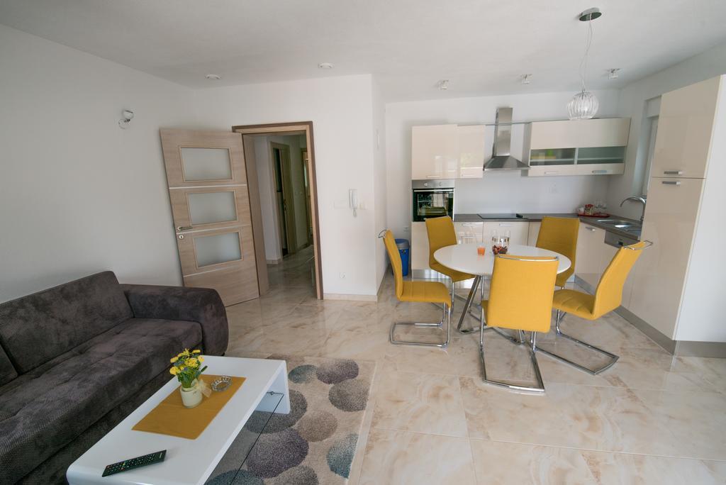 Villa Ljubica Vodice Eksteriør bilde